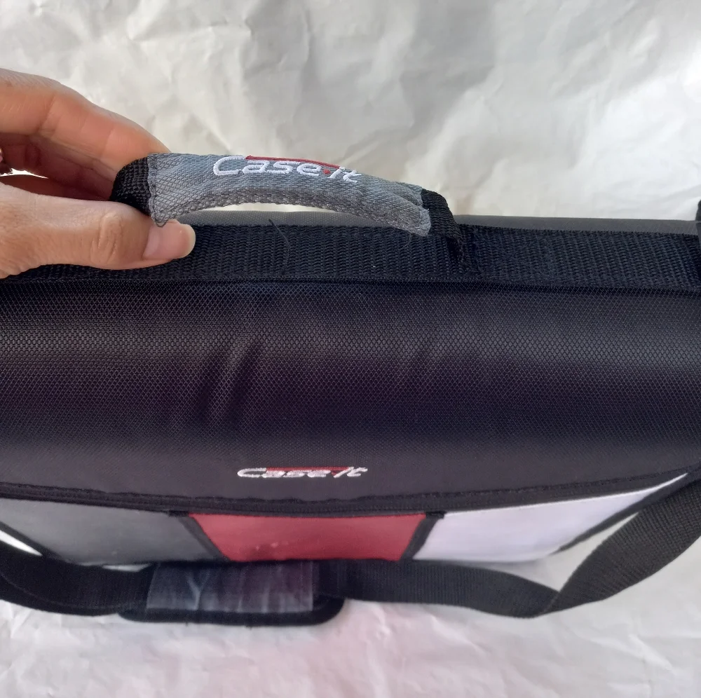 Case it 3 Ring Zipper Binder - Picture 10 of 13